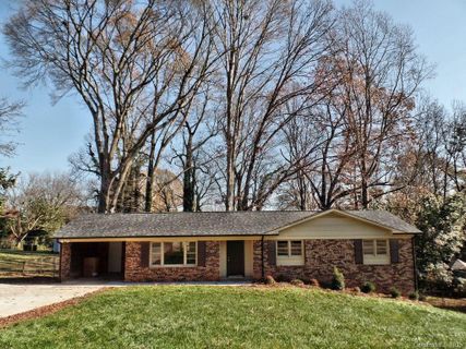 1624 Fleetwood Drive