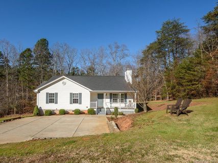 4405 Mountain Creek Road