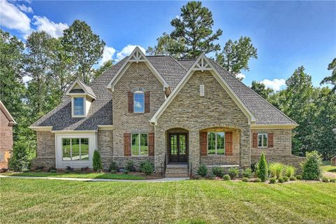 5006 Soleado Drive sold home in Quintessa, Wesley Chapel, NC
