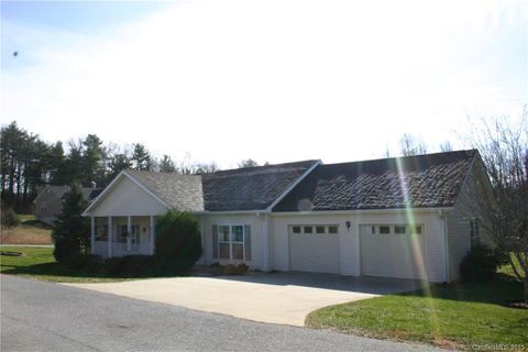441 Cedarview Lane