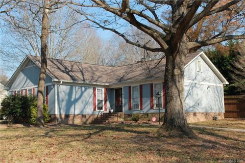 8123 Nathanael Greene Lane