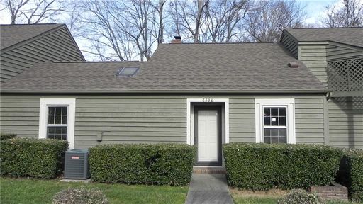 6538 Point Comfort Lane UNIT 7 BLD 16 U/F 220