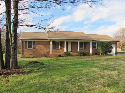 6587 Weldon Circle
