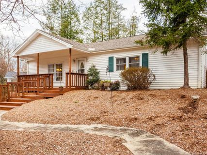 504 Buena Vista Lane