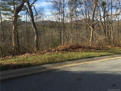 72 Bradford Vistas Drive