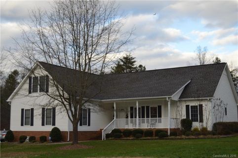 1602 Hunters Place Road