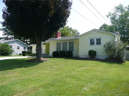 9 N Pershing Road sold home in Parkway Hills, Asheville, NC
