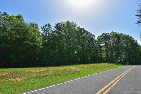 668 Kenway Loop