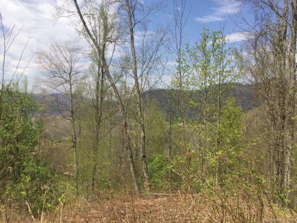 Lot 8 Shadyside Drive sold home in Boulder Ridge Estates, Waynesville, NC