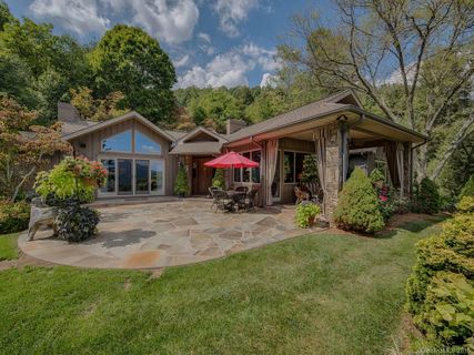 72 Ridgefield Road sold home in Laurel Ridge, Waynesville, NC
