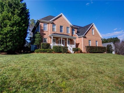 1747 Abbotsford Court L 39