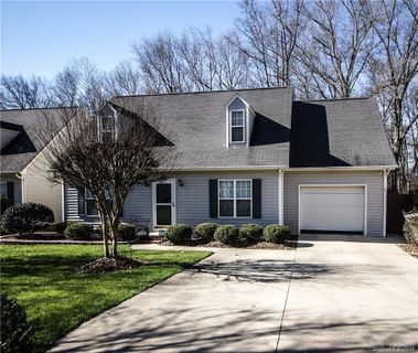 1448 Ridgewood Drive