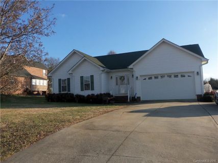111 Cheval Trail 3