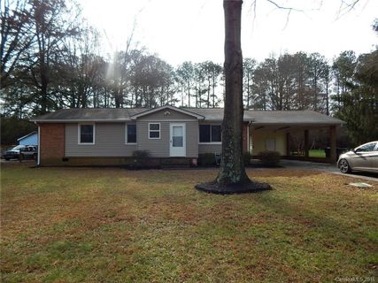 2867 Wendover Road sold home in Springdale, Concord, NC