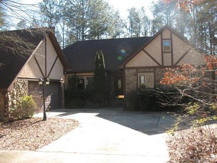7400 Walnut Crest Drive