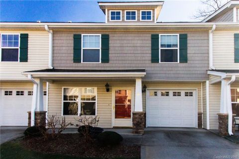 70 Old Salem Court 27