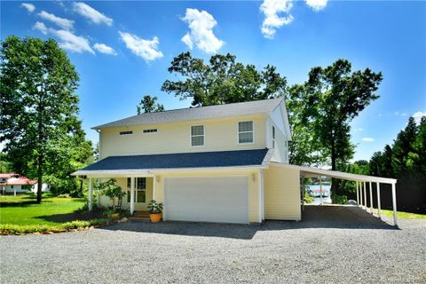 2697 Westview Drive
