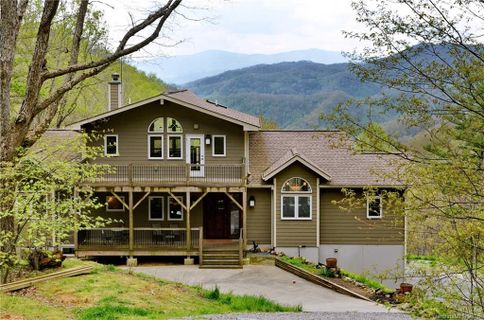 21 Listening Cove sold home in Sacred Cove Estates, Clyde, NC