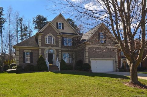 10120 Squires Way