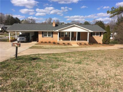 1392 Hoffman Road sold home in Springhill, Gastonia, NC