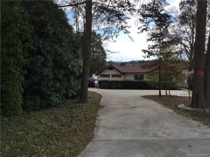 20520 Lagoona Drive