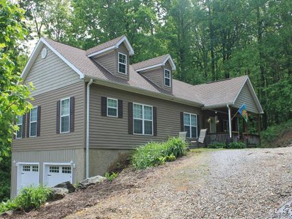 128 Carriage Drive 9