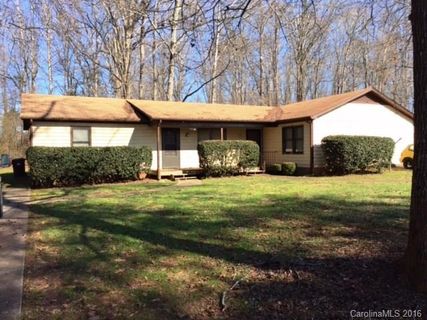 8013 Secluded Lane
