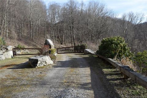 00 Feather Creek Trail Lot 32 sold home in Wolf Creek Ranch, Clyde, NC