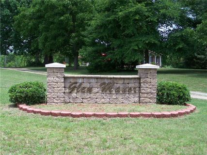 16 Glen Manor Court sold home in Glen Manor, Lincolnton, NC