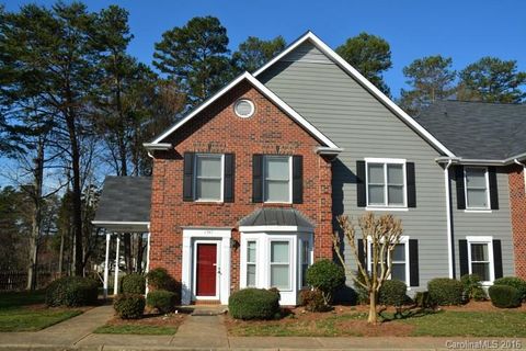 1747 Robinwood Road