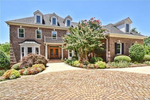 Previously sold for $1,230,000