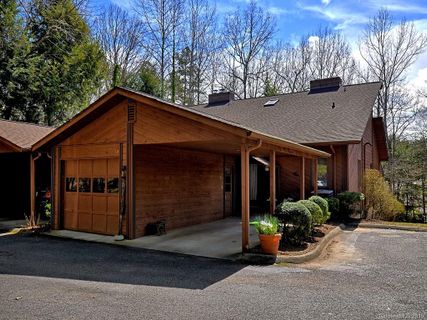 510 Woodfield Drive