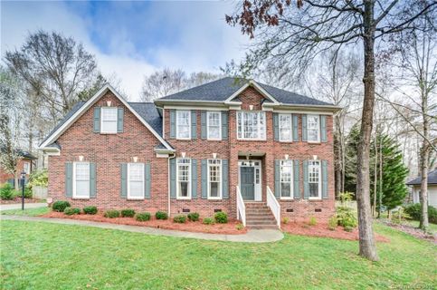 5306 Greyfriar Court