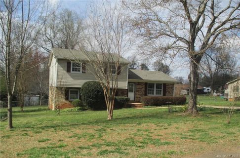 4213 Queensberry Road