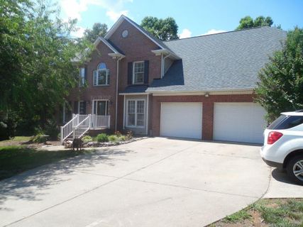 Previously sold for $298,500