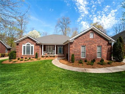 8411 Locksley Drive sold home in Clare Haven, Harrisburg, NC