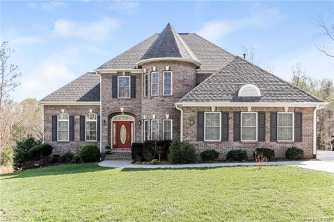 370 Squirrel Lane