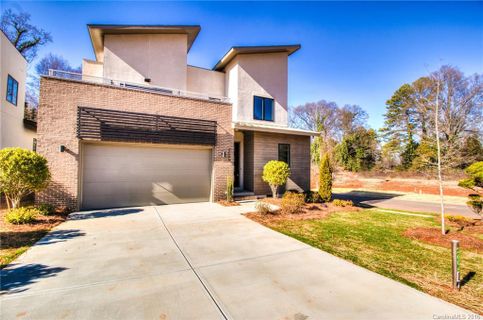 Previously sold for $563,115