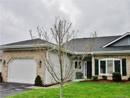 4 Country Meadows Lane