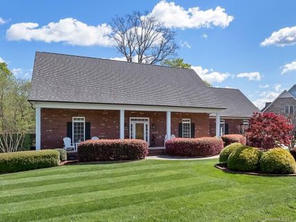 8383 Locksley Drive sold home in Clare Haven, Harrisburg, NC