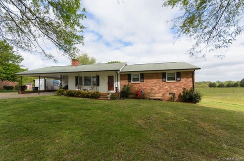 1330 Davis Road