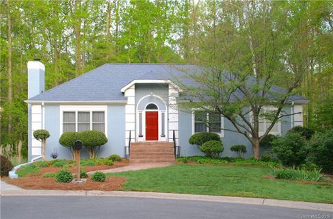 9200 Hunting Court