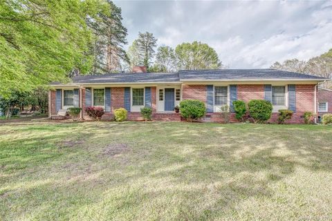 1039 Paramount Circle