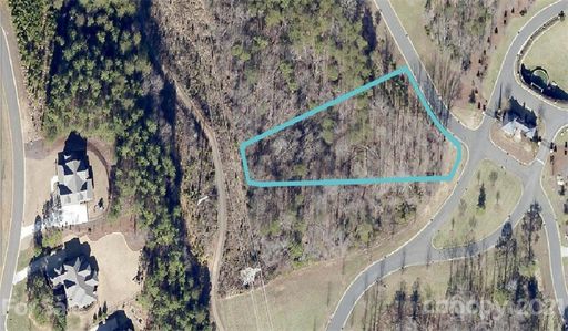 1001 Glade Spring Court 177