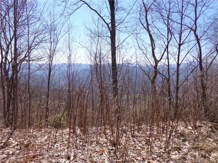 Lot B Justin Ridge sold home in Sunset Heights, Clyde, NC