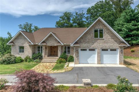 68 Challedon Drive