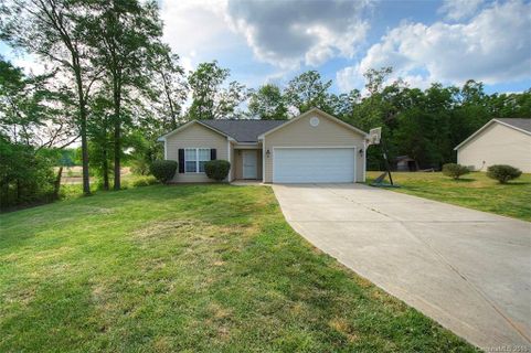 401 Funderburk Road sold home in Timber Hills, Wingate, NC