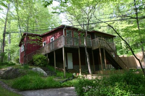 98 Bat Cave Drive sold home in Bat Cave Manor, Bat Cave, NC