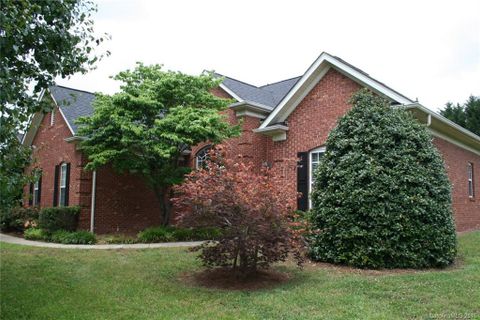 Previously sold for $230,000