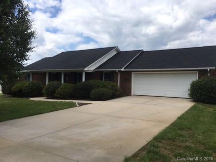 160 Meadow Oaks Drive